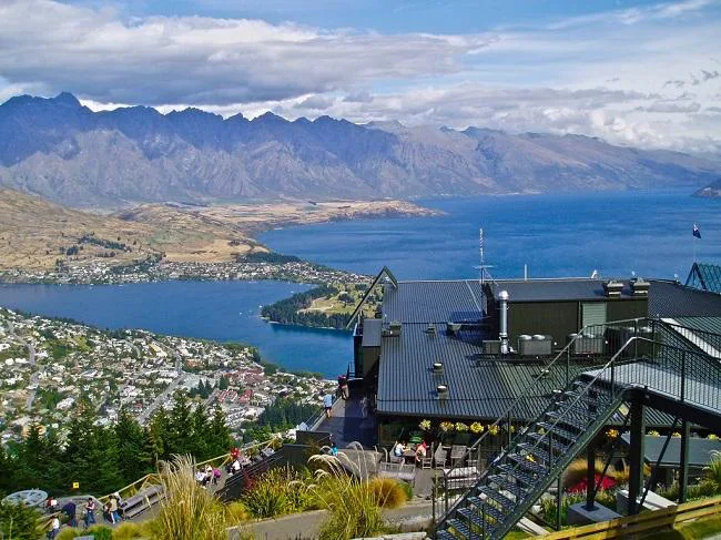 Panoramic view of Queenstown from Bob's Peak