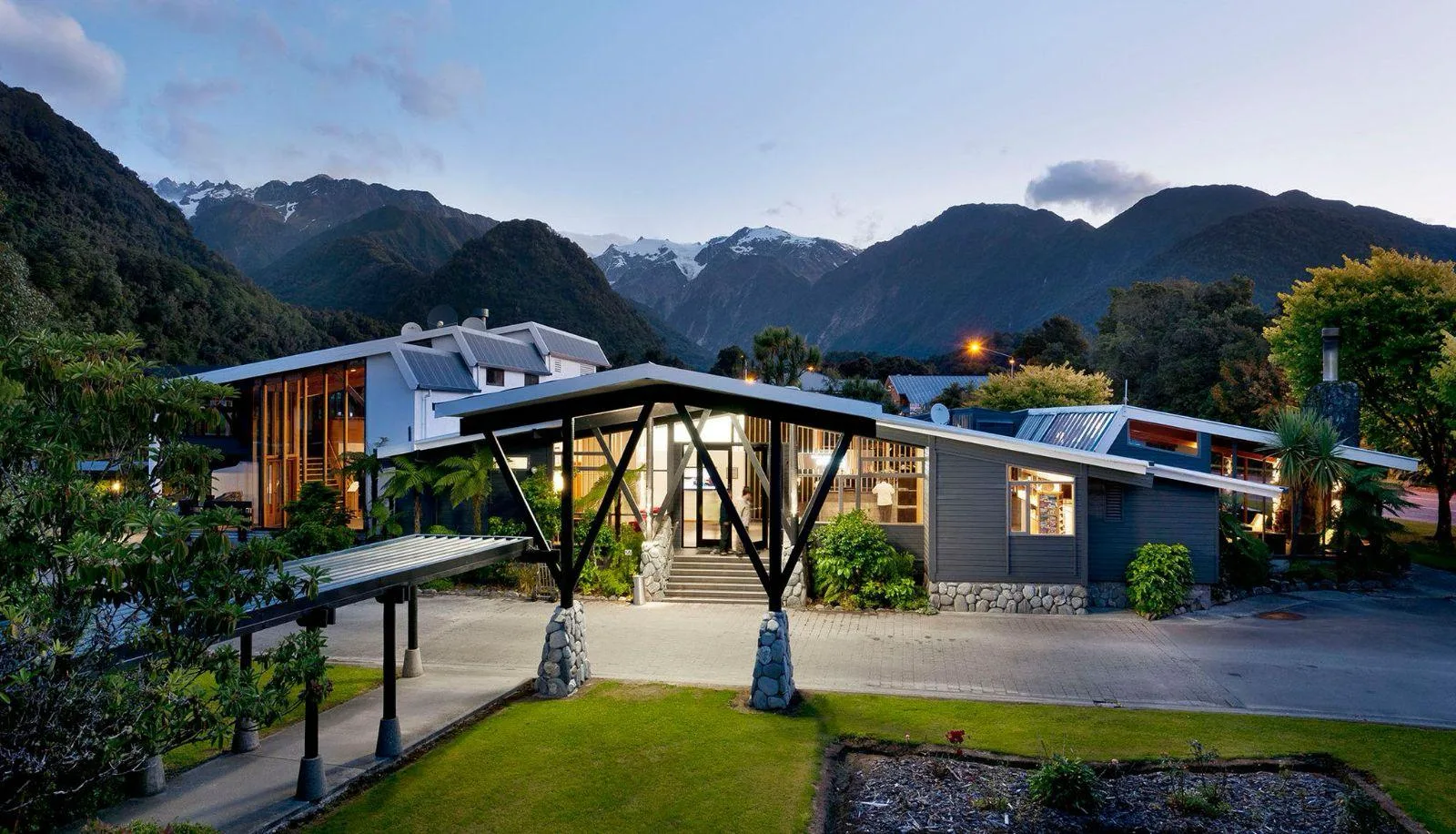 Exterior of Scenic Hotel Franz Josef Glacier