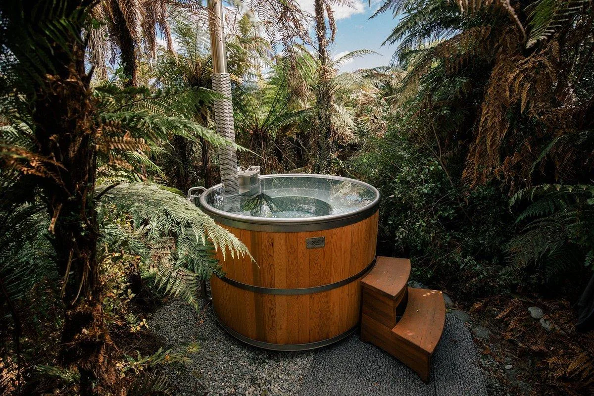 Private rainforest hot tub experience in Franz Josef